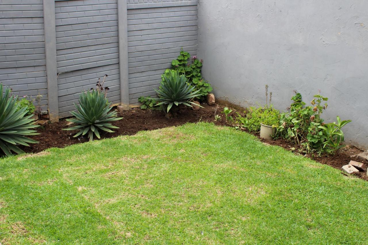 A Step Ahead Hotel Klerksdorp Exterior photo