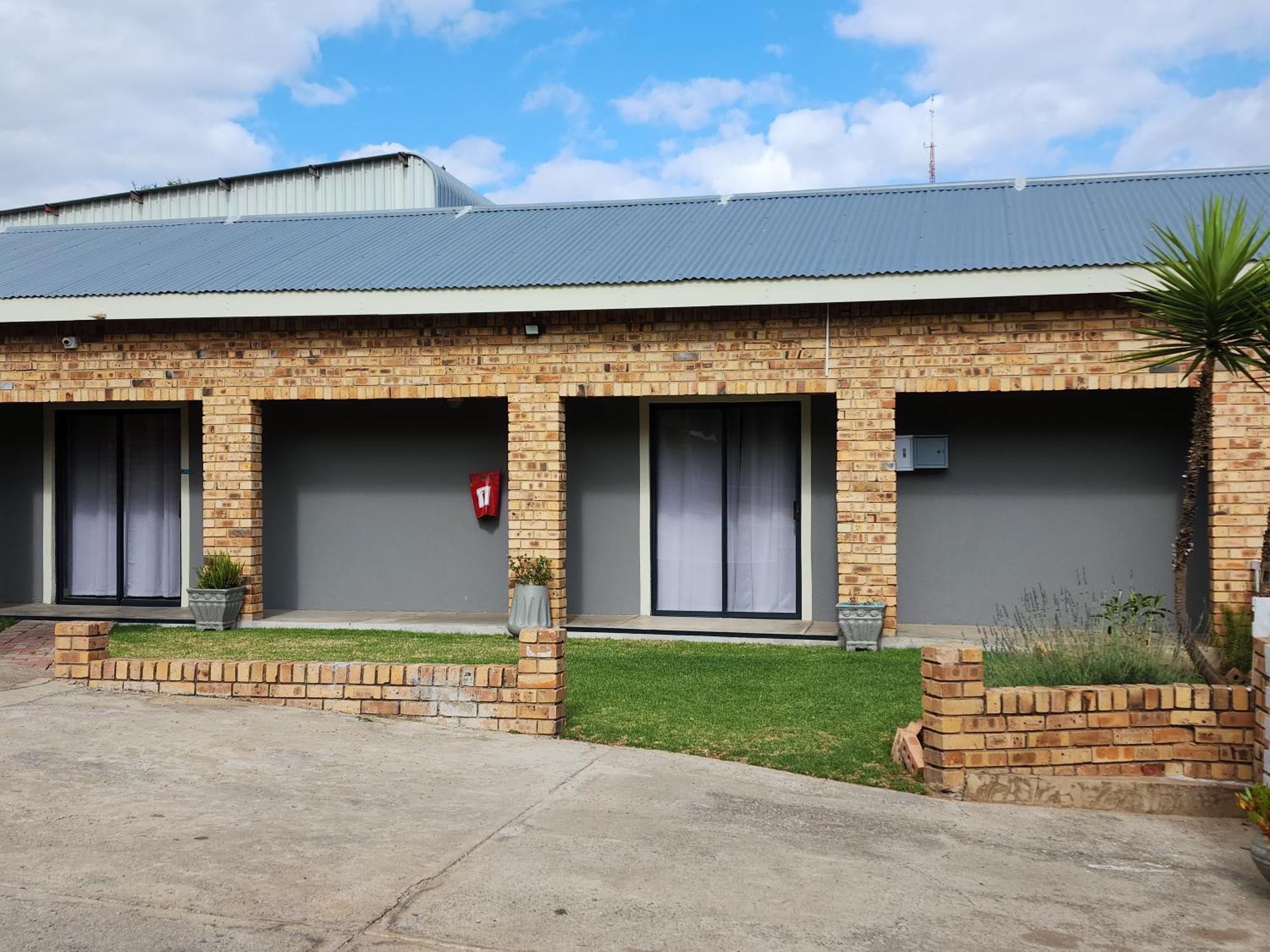 A Step Ahead Hotel Klerksdorp Exterior photo